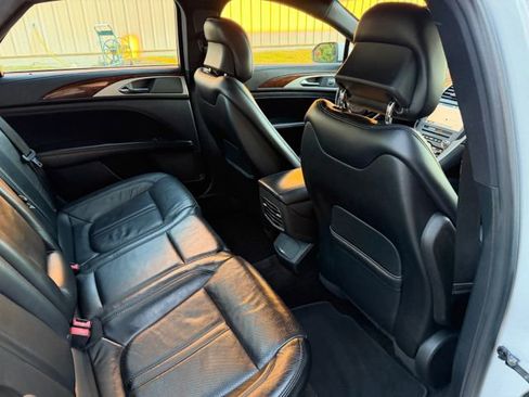 Used 2017 Lincoln MKZ Reserve image 32