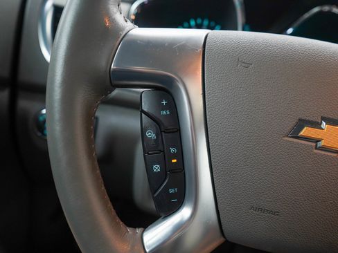 Used 2016 Chevrolet Traverse LTZ AWD/4WD image 29