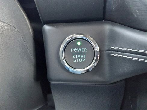 New 2025 Ford F150 Lightning Platinum image 25