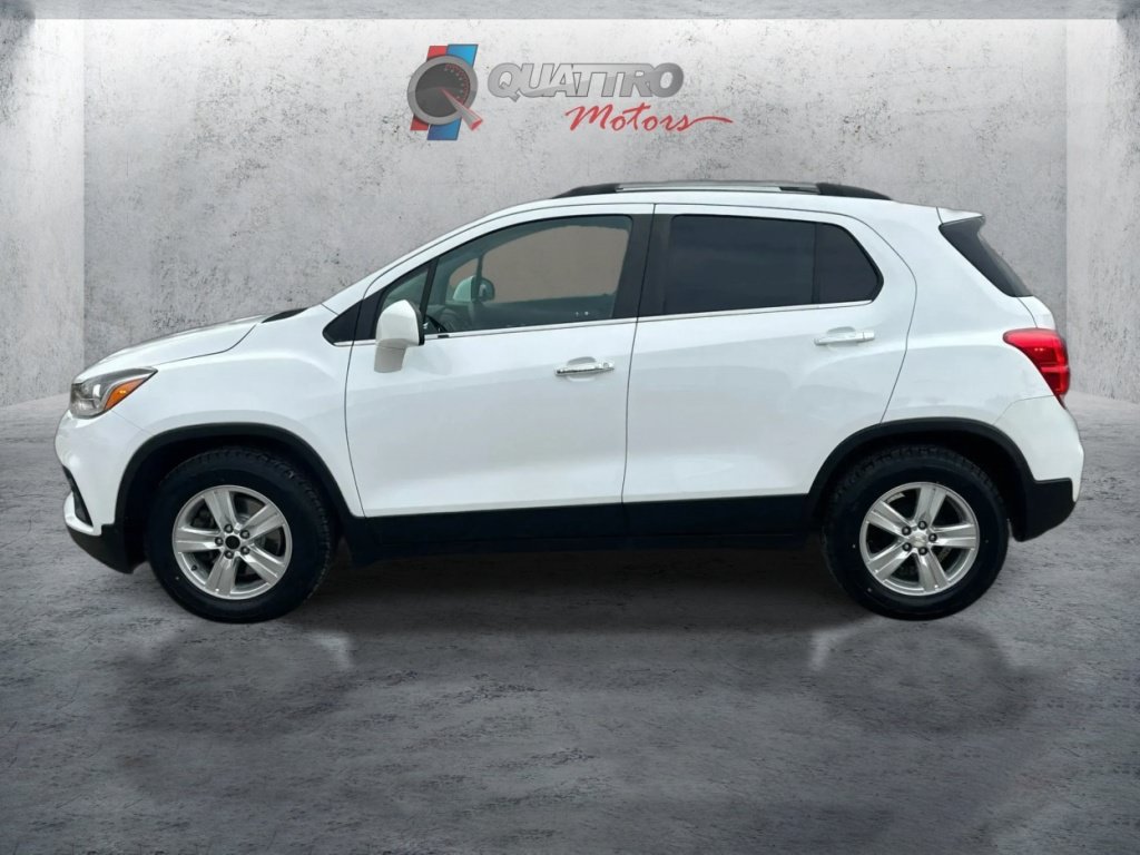 Used 2020 Chevrolet Trax LT w/ LT Convenience Package FWD image 2