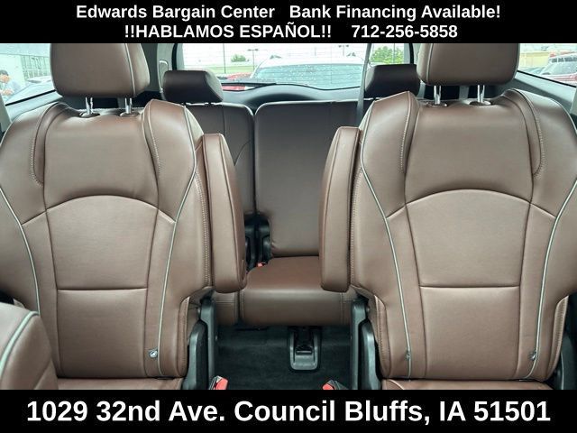 Used 2019 Buick Enclave Avenir w/ Avenir Technology Package AWD/4WD image 21