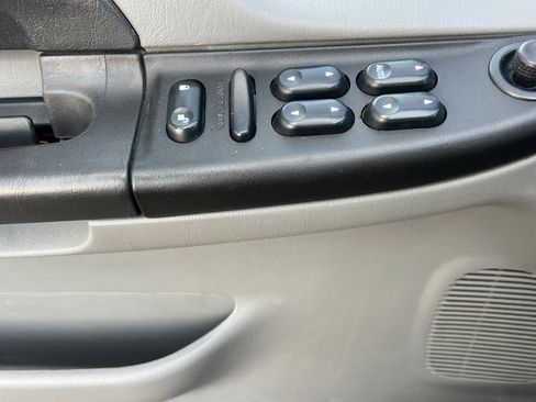 Used 2007 Ford F250 4x4 Crew Cab Super Duty image 11