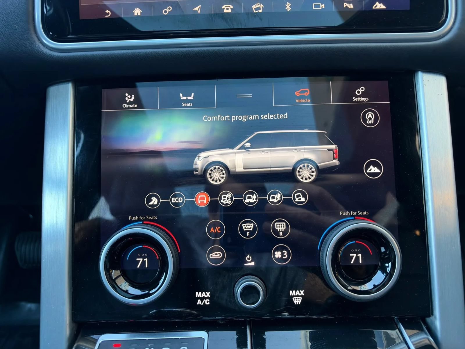 Used 2018 Land Rover Range Rover HSE AWD/4WD image 20