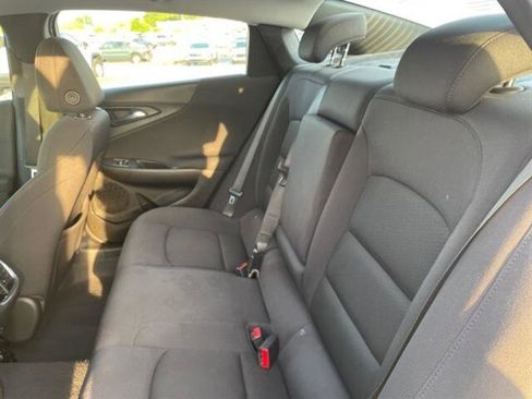 Used 2023 Chevrolet Malibu LT FWD image 12