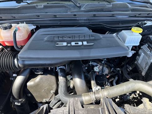 Used 2021 RAM 1500 Limited AWD/4WD image 38