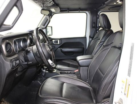 Used 2020 Jeep Gladiator Sport w/ Quick Order Package 24S AWD/4WD image 16