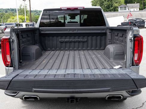 Used 2024 GMC Sierra 1500 Denali w/ Denali Reserve Package AWD/4WD image 32