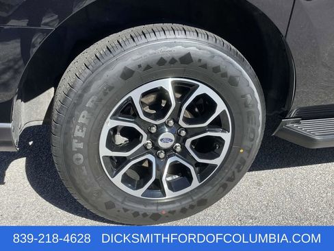 Certified 2024 Ford Expedition Max XLT image 7