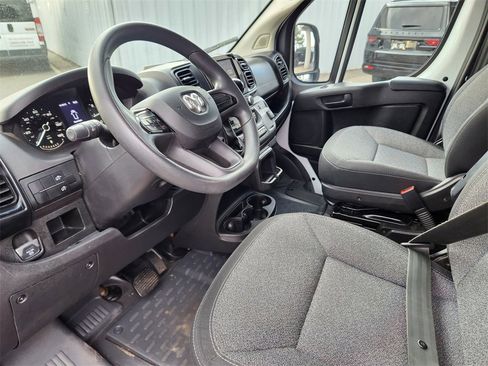 Used 2023 RAM ProMaster 2500 image 6