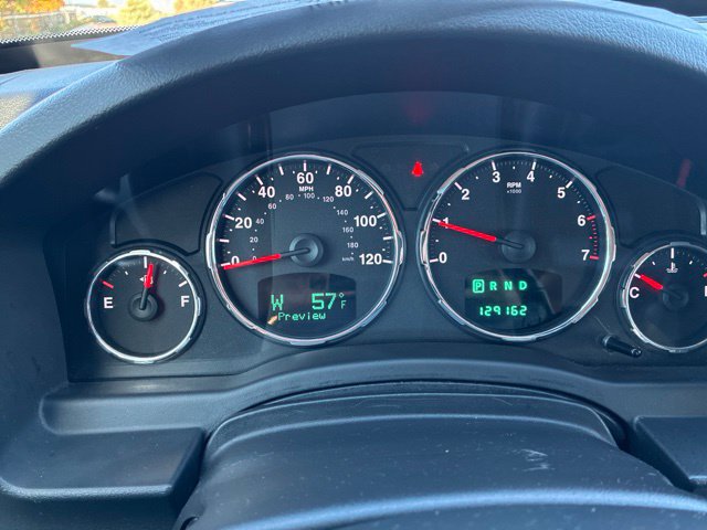 Used 2009 Jeep Liberty Limited w/ Premium Group AWD/4WD image 36