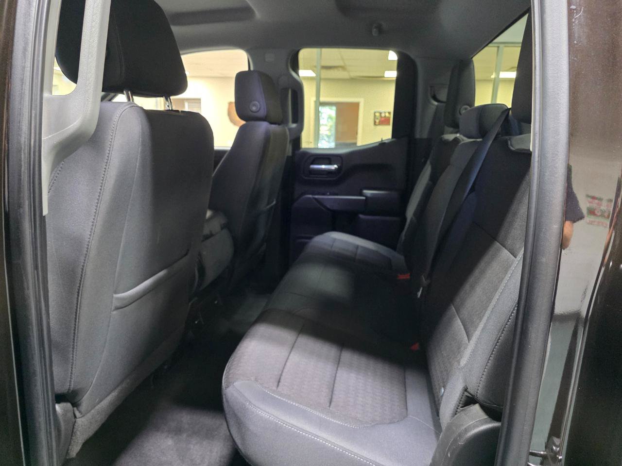 Used 2019 Chevrolet Silverado 1500 LT w/ Trailering Package AWD/4WD image 19