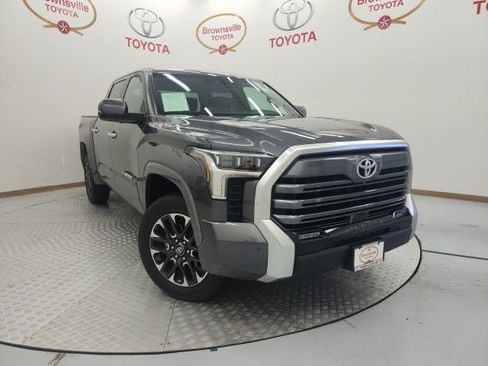 Used 2025 Toyota Tundra Limited AWD/4WD image 1