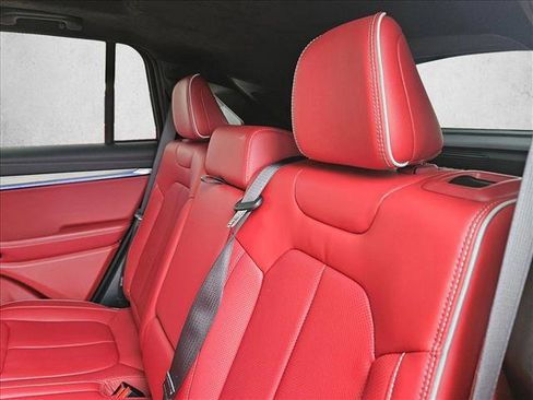 New 2025 Jeep Wagoneer S Launch Edition image 16