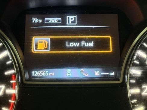 Used 2018 Nissan Pathfinder Platinum w/ Cargo Package AWD/4WD image 26