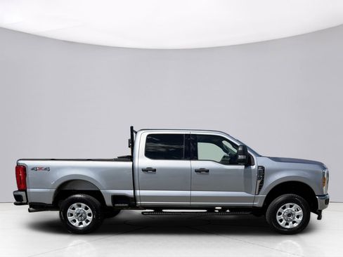 Used 2024 Ford F250 XLT w/ Snow Plow Prep Package AWD/4WD image 13