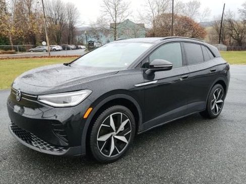 Used 2024 Volkswagen ID.4 Pro S image 3