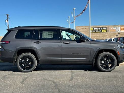New 2025 Jeep Grand Cherokee L Limited w/ Luxury Tech Group II RWD image 7