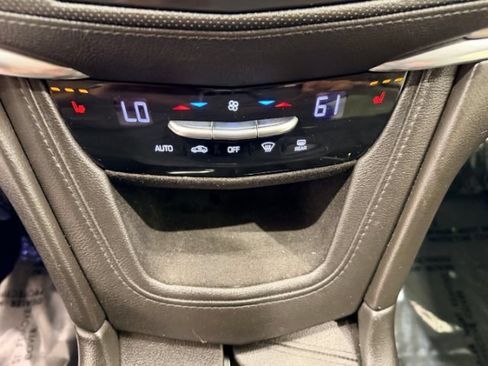 Used 2018 Cadillac XT5 Luxury AWD/4WD image 29