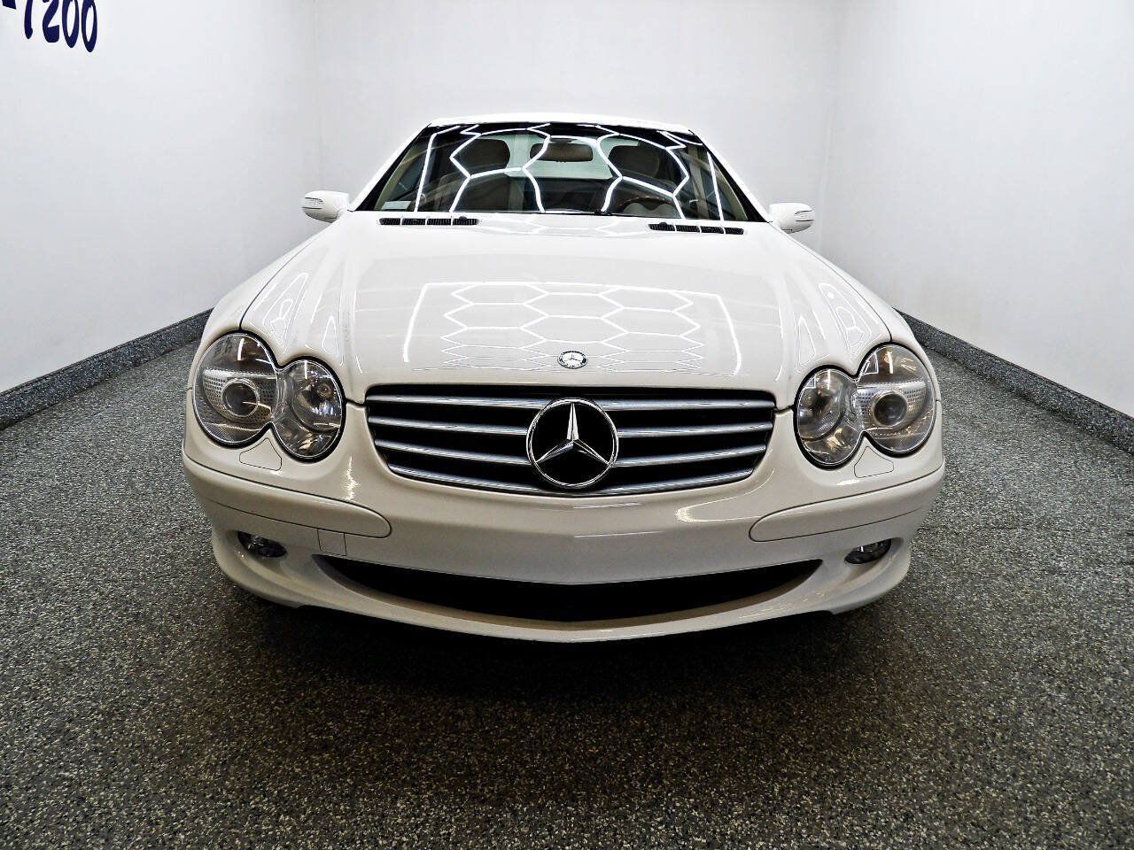 Used 2004 Mercedes-Benz SL 500 image 2
