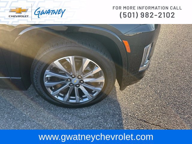 Used 2023 Chevrolet Traverse Premier w/ LPO, Floor Liner Package FWD image 12