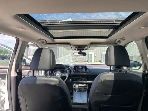 Certified 2023 Nissan Rogue SV w/ SV Premium B Package image 26