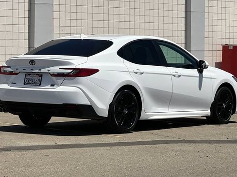 Certified 2026 Toyota Camry SE FWD image 5