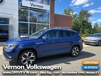 Certified 2022 Volkswagen Taos SEL w/ Panoramic Sunroof Package