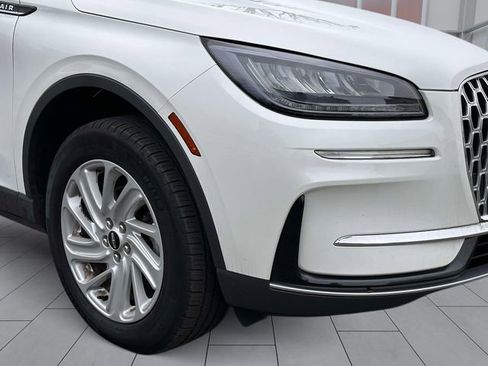 Used 2023 Lincoln Corsair Standard image 9