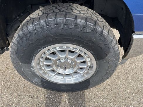 Used 2023 Ford F150 XLT AWD/4WD image 18