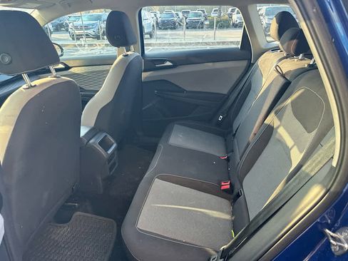 Used 2023 Volkswagen Taos S w/ Driver Assistance Package image 18