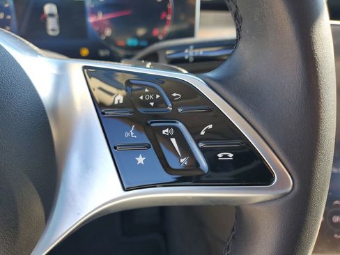 Used 2022 Mercedes-Benz C 300 Sedan image 31