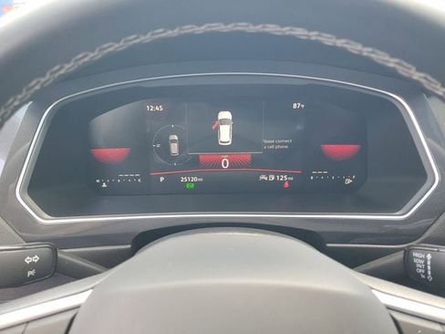 Certified 2023 Volkswagen Tiguan SE R-Line FWD image 23