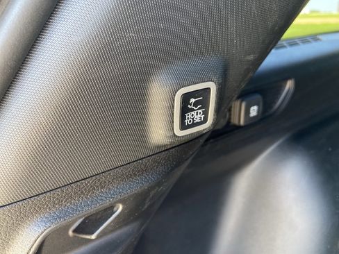 Used 2025 Jeep Grand Cherokee Altitude AWD/4WD image 53