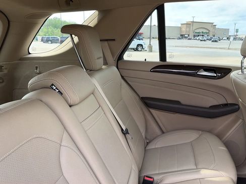 Used 2015 Mercedes-Benz ML 350 4MATIC image 69