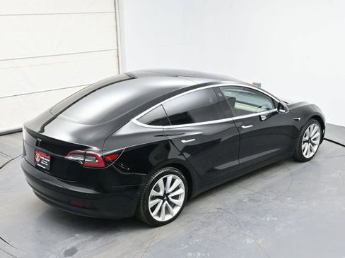 Used 2019 Tesla Model 3 Mid Range image 32