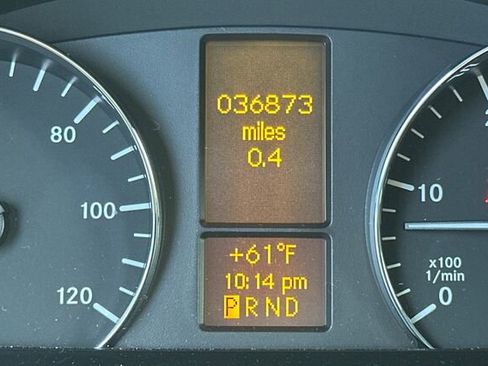 Used 2016 Mercedes-Benz Sprinter 2500 image 29