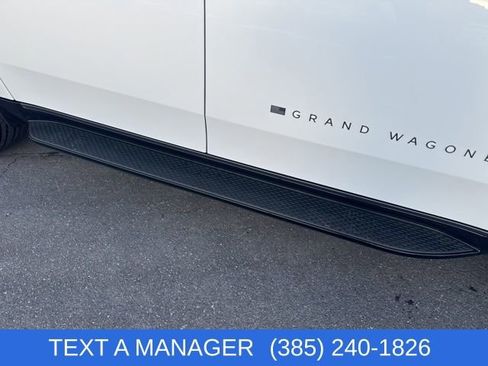 New 2026 Jeep Grand Wagoneer L 4WD w/ Premium Group I image 11