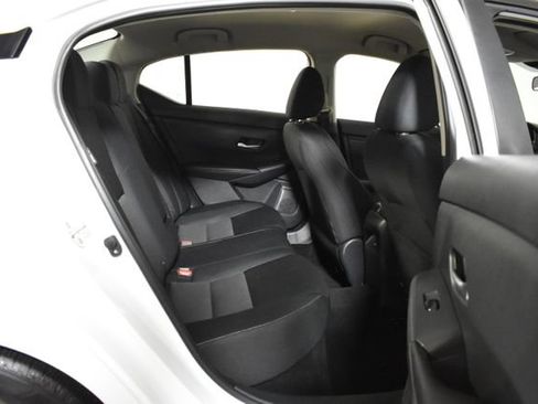Certified 2022 Nissan Sentra SV w/ Trunk Package FWD image 30