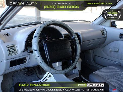 Used 1992 Geo Metro LSi image 17