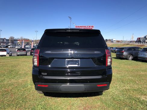 Used 2022 Chevrolet Tahoe Z71 w/ Z71 Off-Road Package image 11