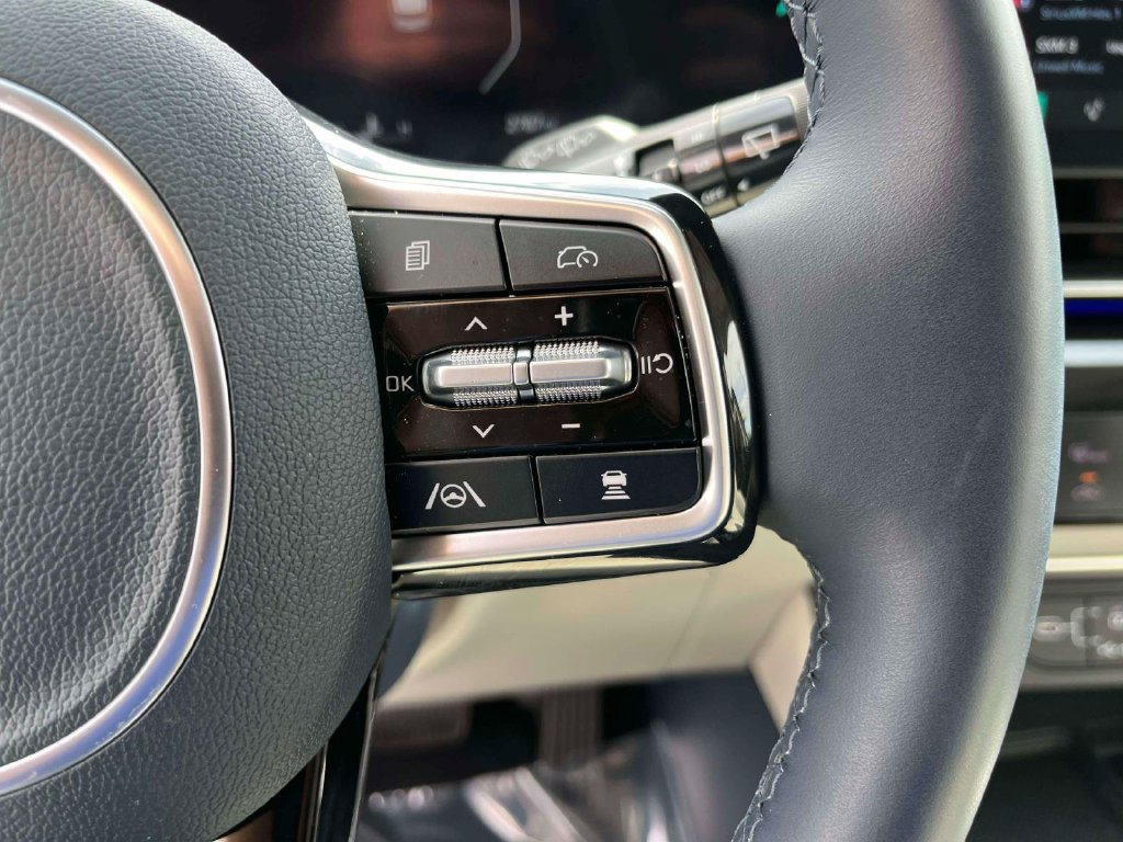 Certified 2026 Kia Carnival SX Prestige FWD image 21