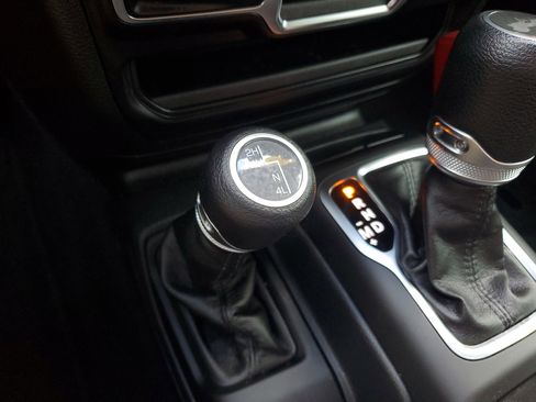 Used 2023 Jeep Wrangler Sport image 36