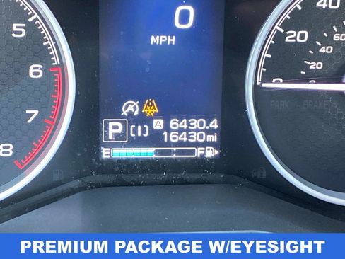 Used 2023 Subaru Forester Premium image 30