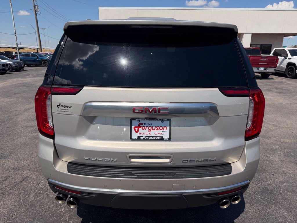 Used 2023 GMC Yukon Denali w/ Denali Reserve Package AWD/4WD image 11