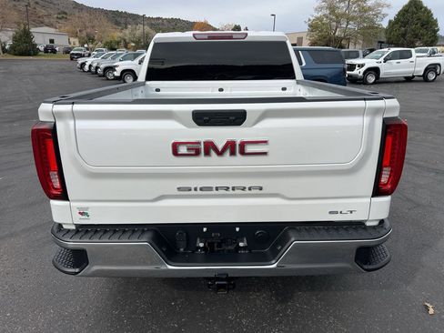 Used 2022 GMC Sierra 1500 SLT w/ SLT Convenience Package image 6