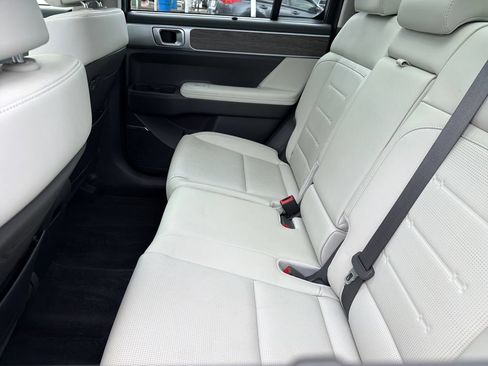 Used 2024 Hyundai Santa Fe Limited FWD image 33