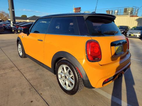 Used 2014 MINI Cooper S image 6