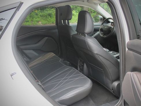 Used 2023 Ford Mustang Mach-E Select RWD image 18