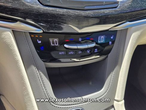 Used 2021 Cadillac XT6 Premium Luxury FWD image 31