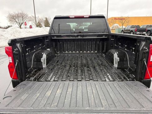 Used 2025 Chevrolet Silverado 1500 LT image 23